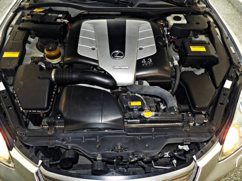 2004 Lexus SC 430