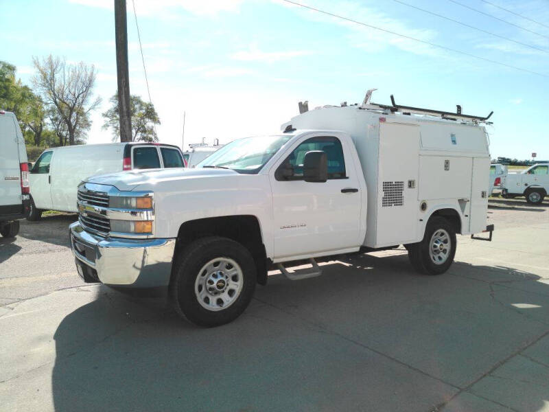 2015 Chevrolet Silverado 3500HD CC
