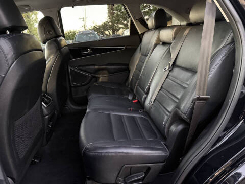 2017 Kia Sorento SX V6