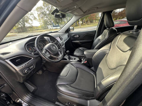 2019 Jeep Cherokee Latitude Plus