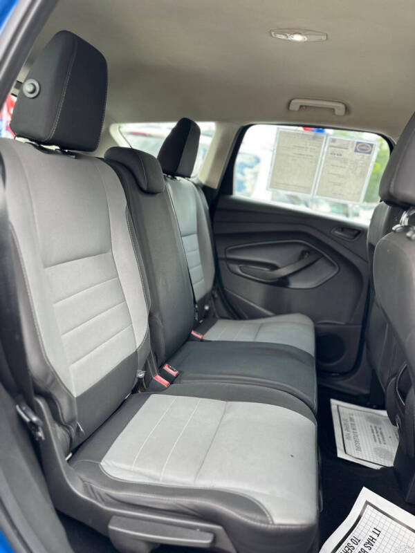 2017 Ford Escape S
