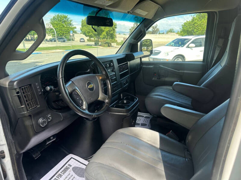 2018 Chevrolet Express 2500