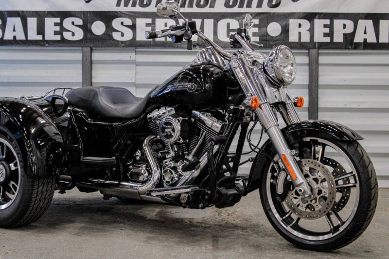 2015 Harley-Davidson Freewheeler