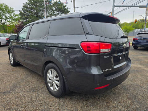 2017 Kia Sedona LX