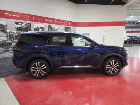 2025 Nissan Pathfinder Platinum