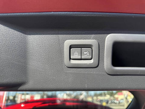 2025 Mazda CX-50 2.5 S Premium