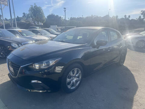 2016 Mazda MAZDA3 i Sport