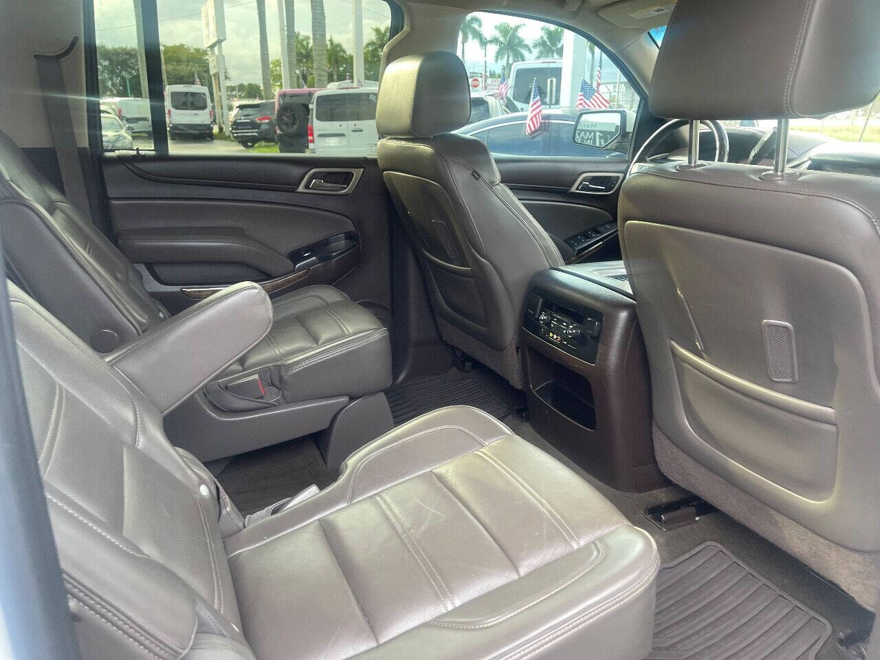 2016 GMC Yukon XL SUV / Crossover - $26,900