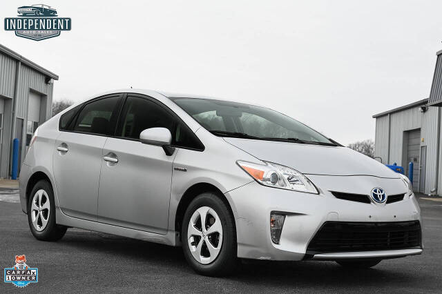 2012 Toyota Prius Two's photo