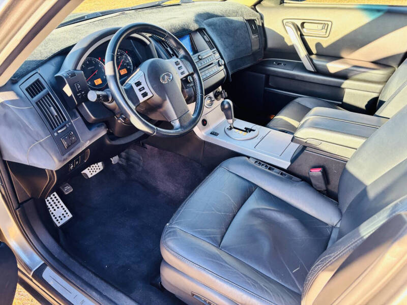 2003 Infiniti FX35