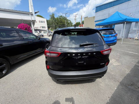 2025 Ford Escape ST-Line Select