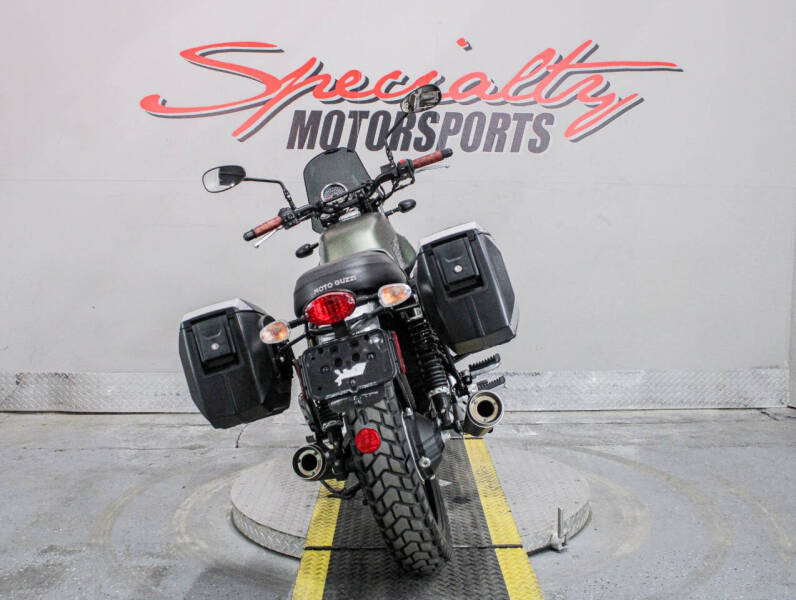 2020 Moto Guzzi V7 III Racer