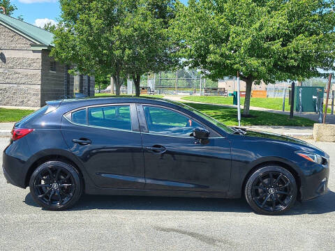 2016 Mazda MAZDA3 s Grand Touring