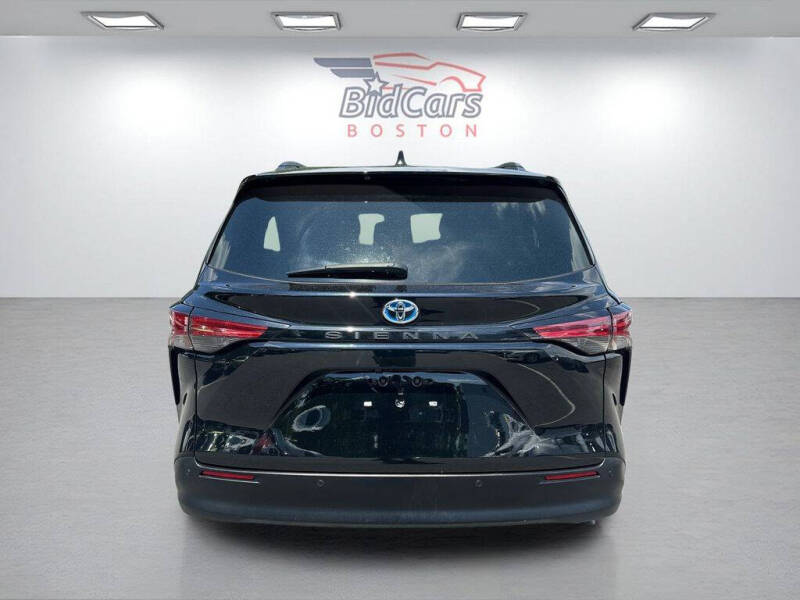 2021 Toyota Sienna