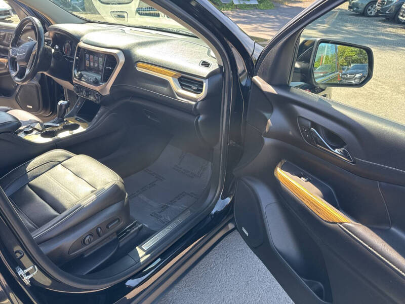 2019 GMC Acadia Denali