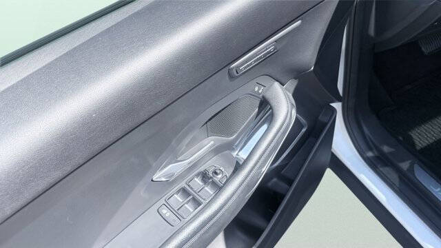 2020 Jaguar E-PACE P250 SE