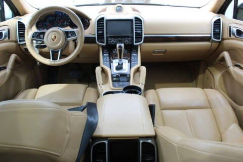 2016 Porsche Cayenne