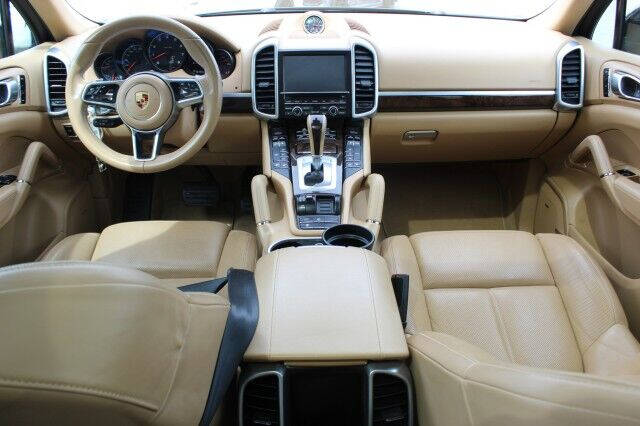 2016 Porsche Cayenne