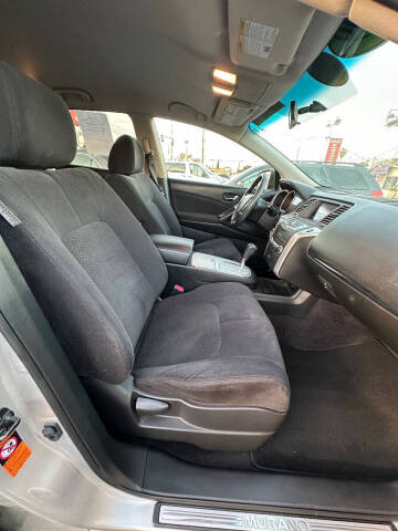 2009 Nissan Murano S