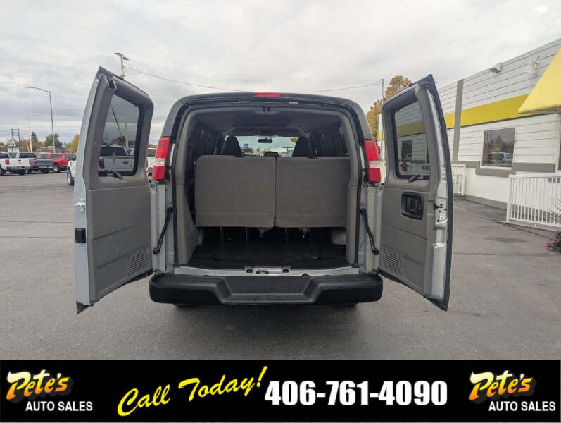 2017 Chevrolet Express LS 2500
