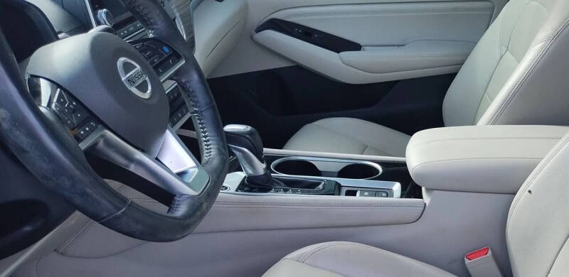 2020 Nissan Altima 2.5 Platinum