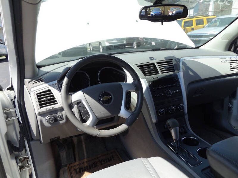 2012 Chevrolet Traverse LS