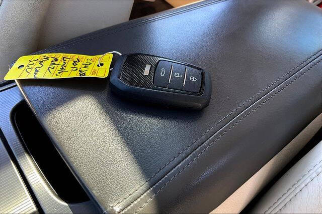 2017 Lincoln MKZ Select