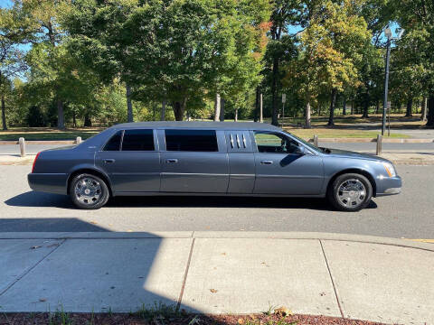 2011 Cadillac DTS Pro Coachbuilder Limo