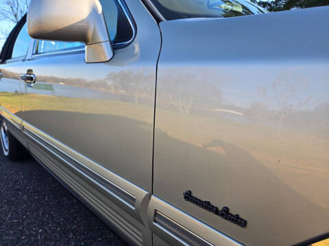 1997 Lincoln Town Car Executive