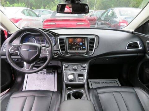 2017 Chrysler 200 Limited Platinum