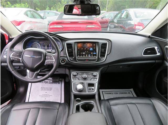 2017 Chrysler 200 Limited Platinum