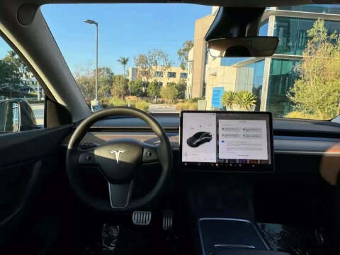 2024 Tesla Model Y Performance