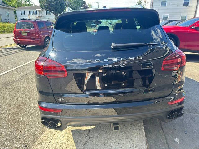 2017 Porsche Cayenne S
