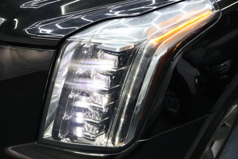 2019 Cadillac Escalade ESV Luxury