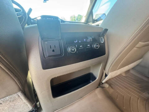 2018 Chevrolet Suburban LT