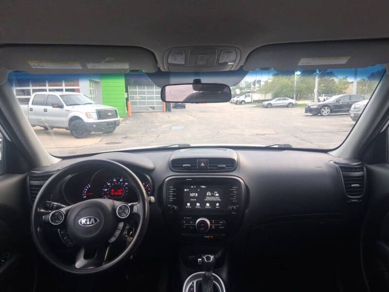 2018 Kia Soul +