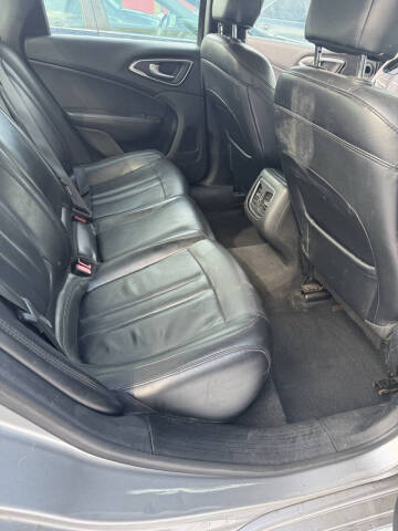 2015 Chrysler 200 C