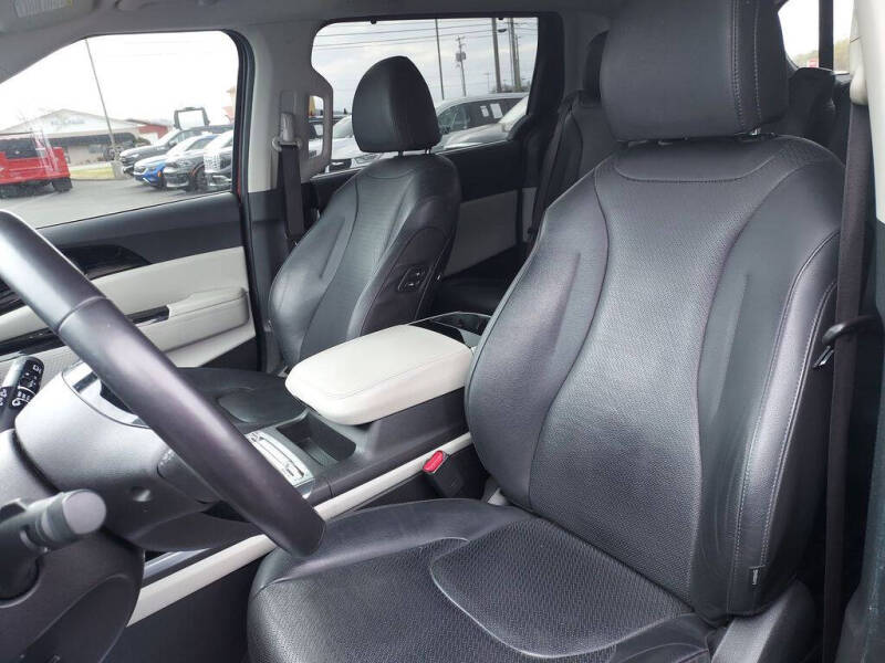 2024 Kia Carnival SX Prestige