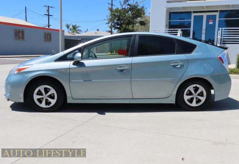 2014 Toyota Prius Two