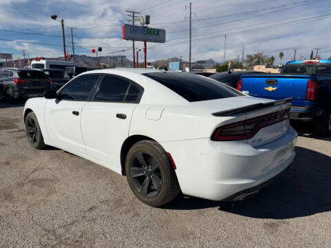 2016 Dodge Charger SXT