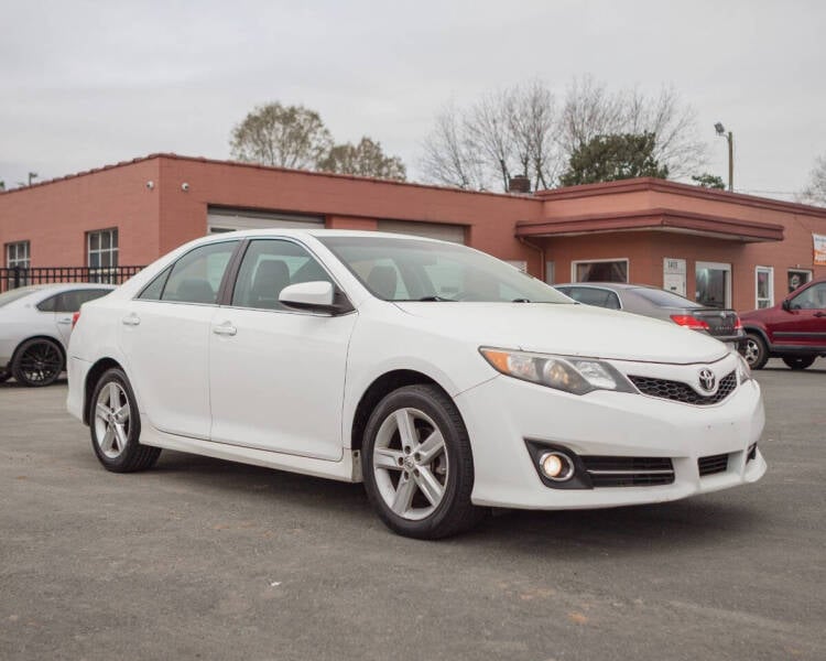 2014 Toyota Camry SE