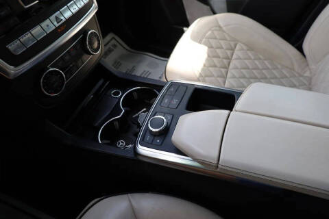 2013 Mercedes-Benz GL-Class GL 550 4MATIC