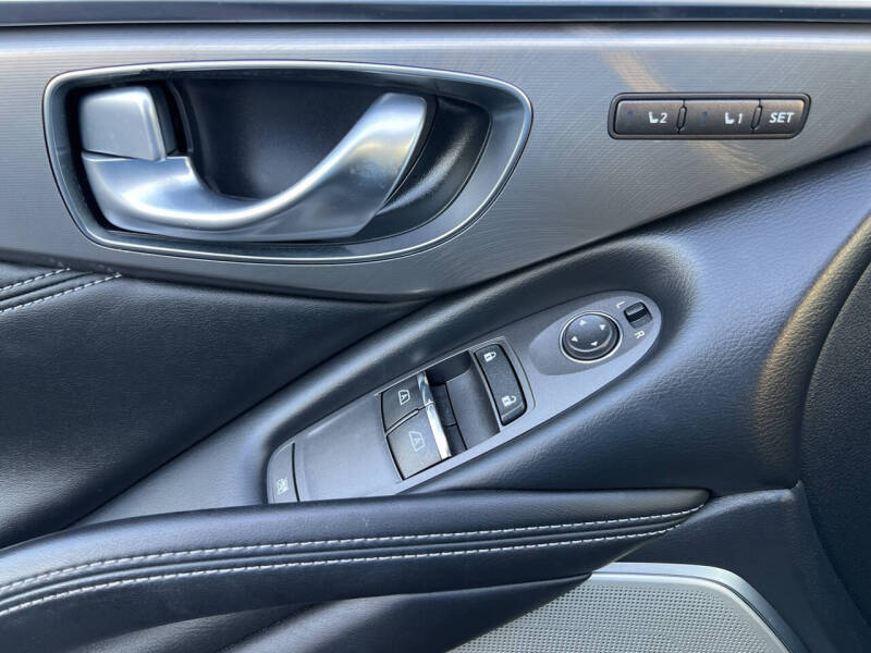 2017 Infiniti Q60 3.0T Premium