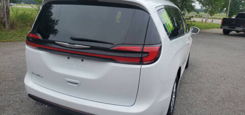 2022 Chrysler Pacifica Touring L