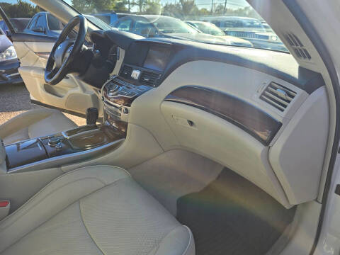 2011 Infiniti M37