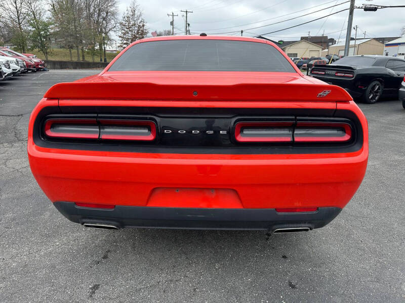 2019 Dodge Challenger SXT