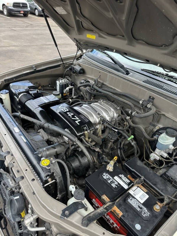 2002 Toyota Sequoia SR5