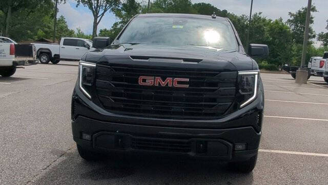 2025 GMC Sierra 1500 Elevation Standard