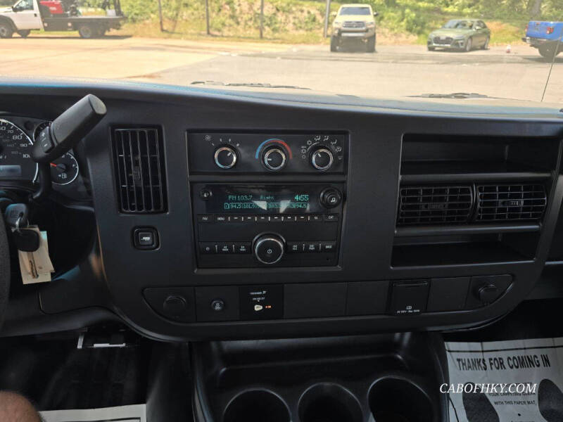 2017 Chevrolet Express 2500