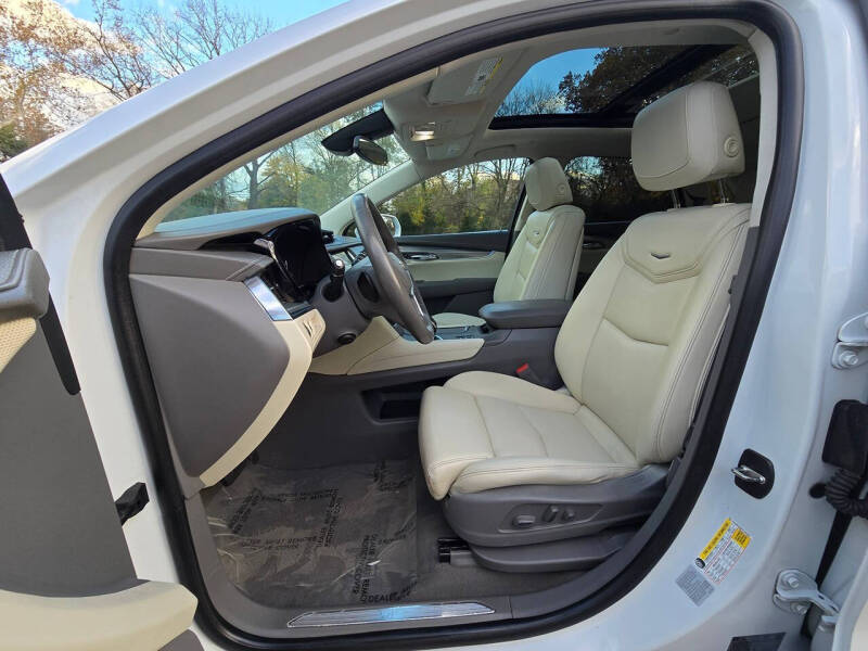 2017 Cadillac XT5 Premium Luxury